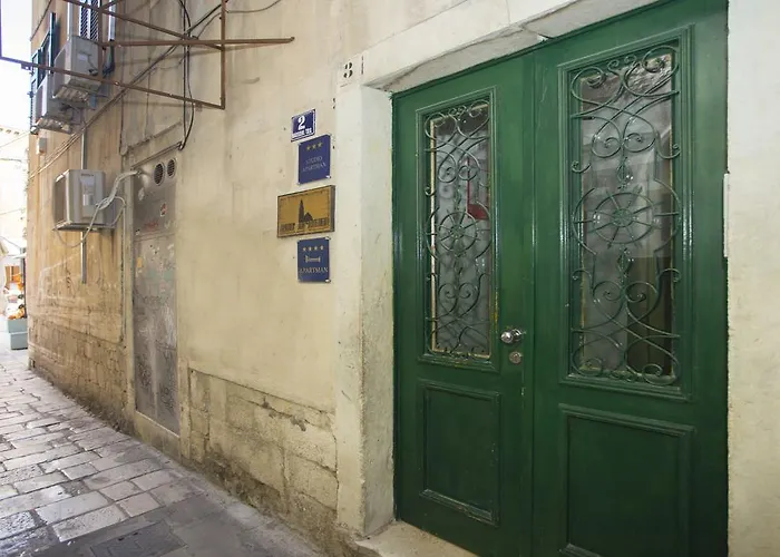 Apartman Old Square *